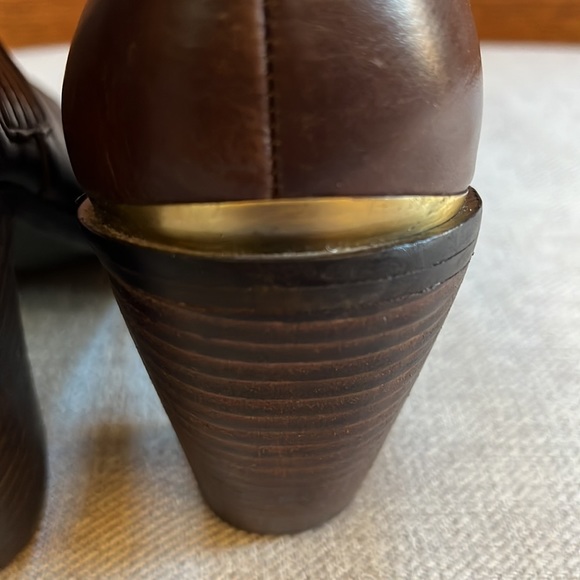 Leather Dolce Vita Brown Bootie. Size 8 - Picture 6 of 9